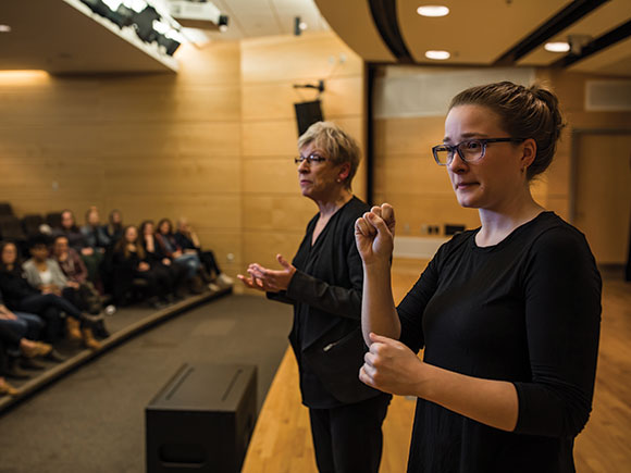 Tips on Working With an American Sign Language Interpreter
